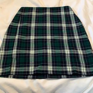 brandy melville cara skirt